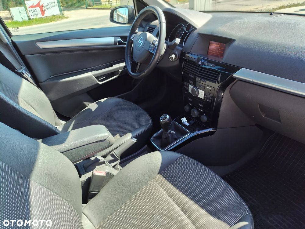 Opel Astra 1.8 - 9