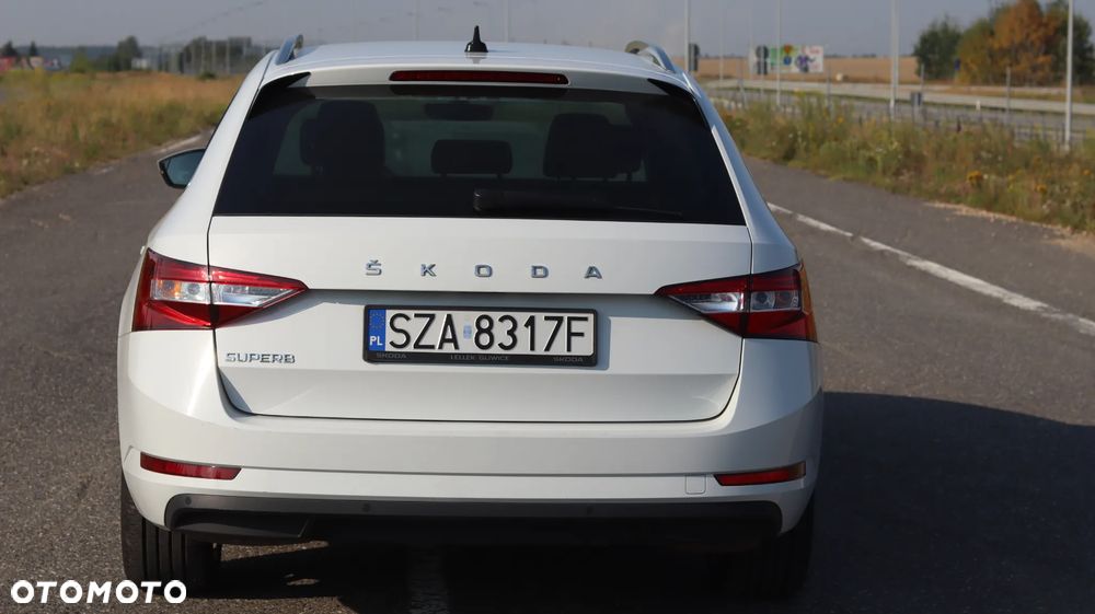 Skoda Superb 2.0 TSI Style DSG - 4