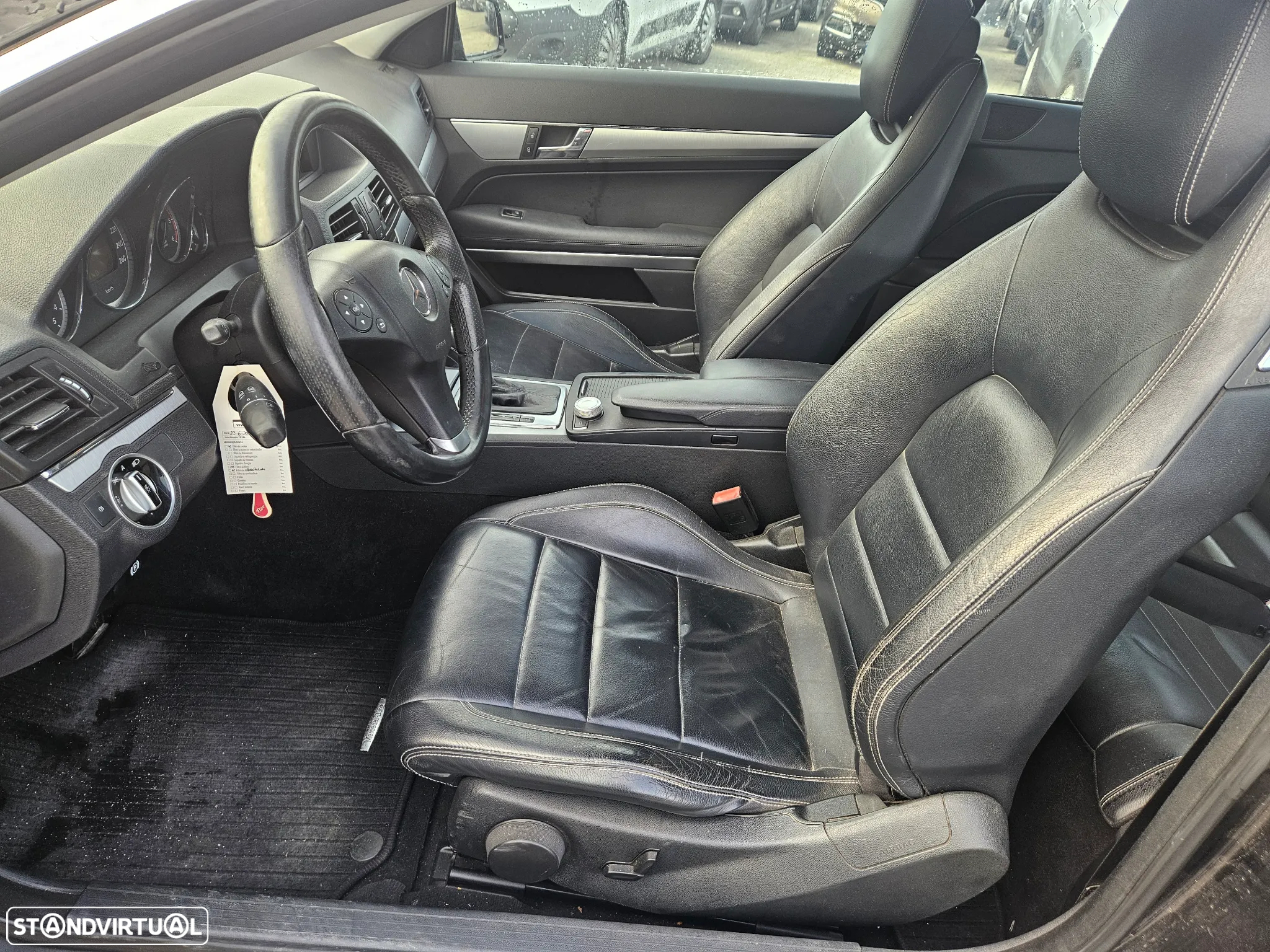 Mercedes-Benz E 250 CDi Avantgarde BlueEfficiency Auto - 12