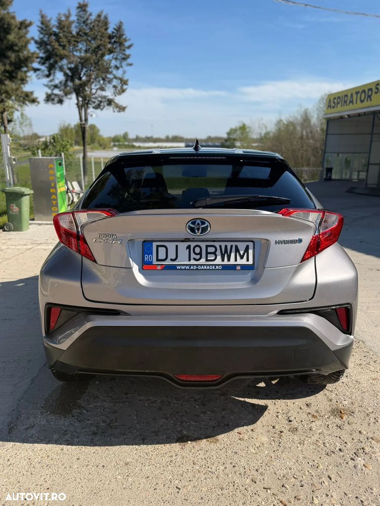 Toyota C-HR 1.8 HSD 4x2 CVT C-ult - 3