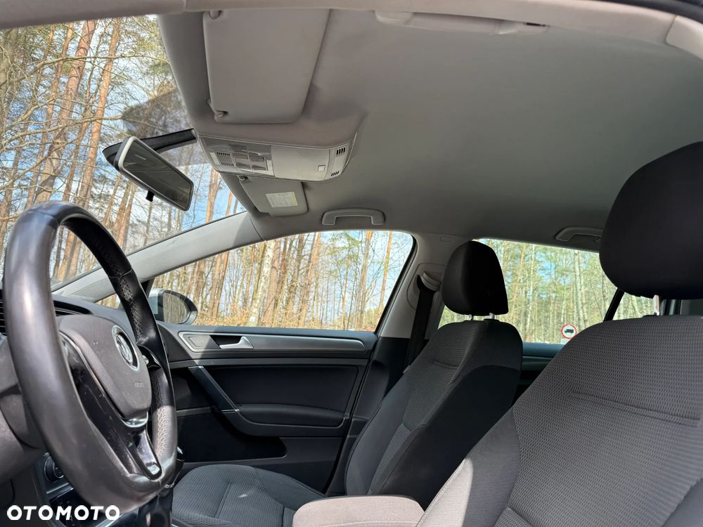 Volkswagen Golf 2.0 TDI (BlueMotion Technology) Comfortline - 32