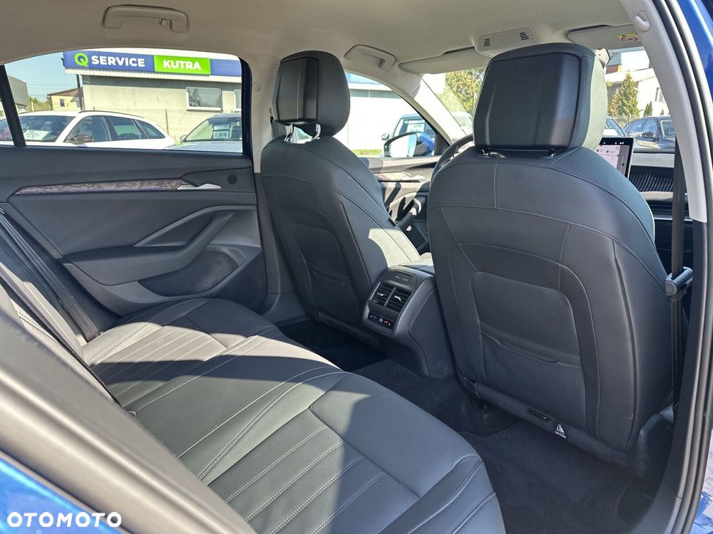 Skoda Superb 2.0 TDI SCR 4x4 L&K DSG - 21