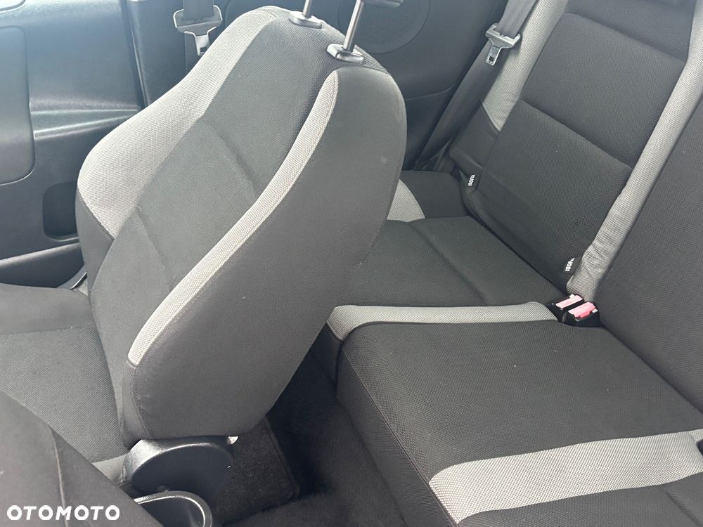 Peugeot 207 95 VTi Urban Move - 24