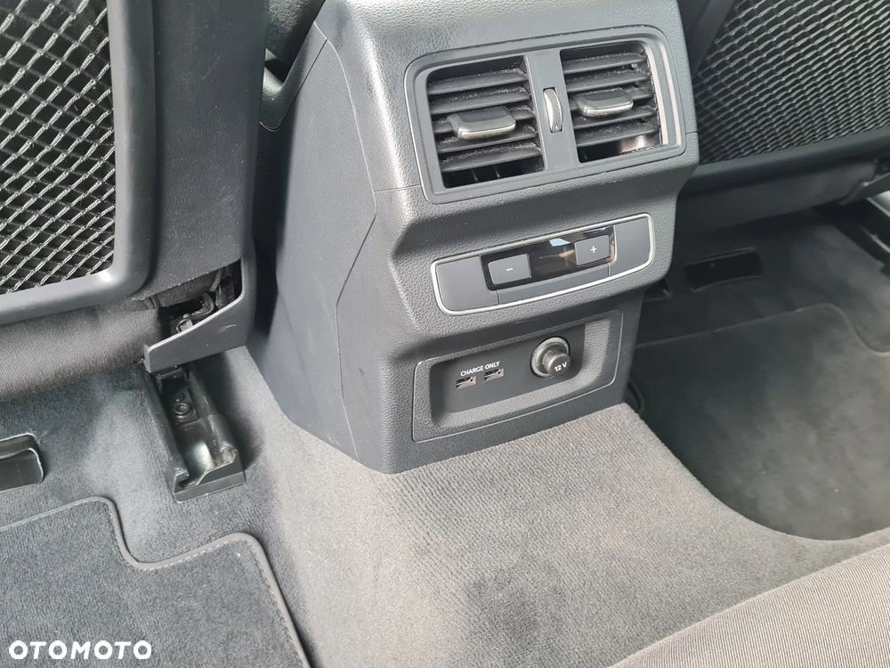 Audi Q5 40 TDI mHEV Quattro S Line S tronic - 13