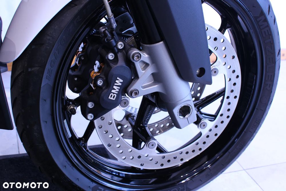 BMW R - 33