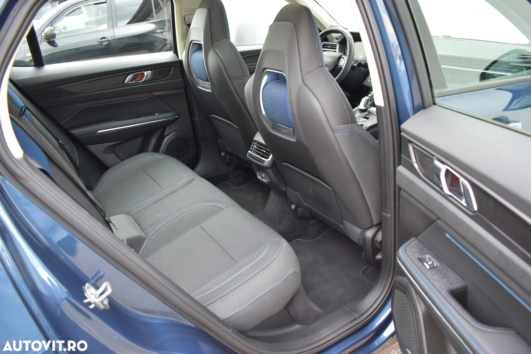 Lynk&Co 01 - 25