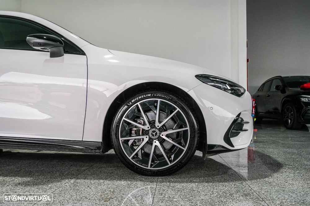 Mercedes-Benz CLA 250+ EQ - 15