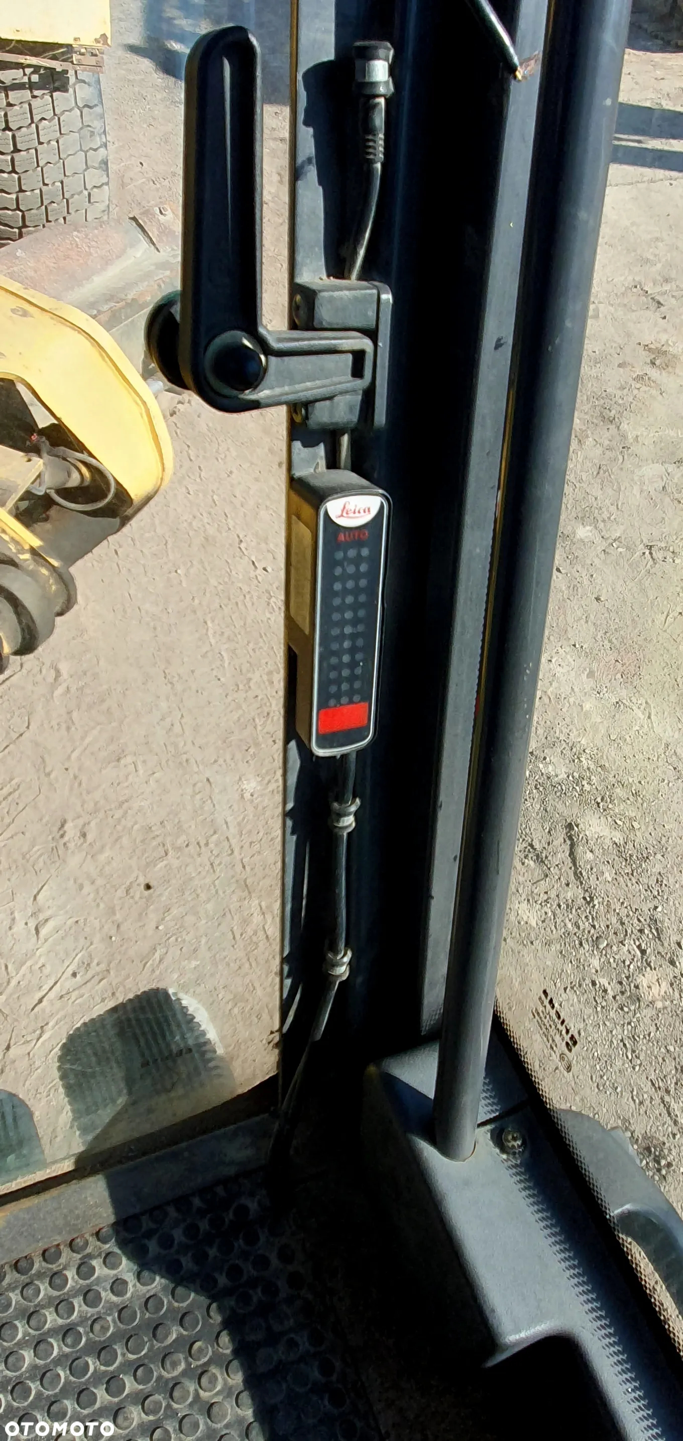 New Holland F156.7A - 13