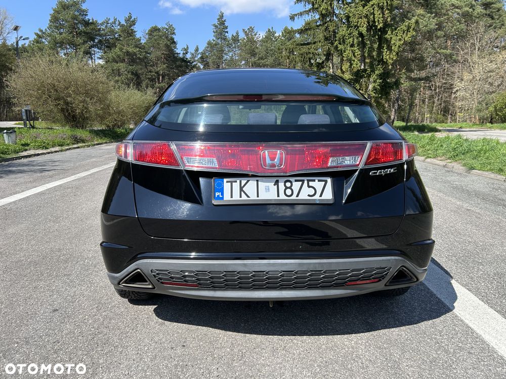 Honda Civic 1.8 Comfort - 3