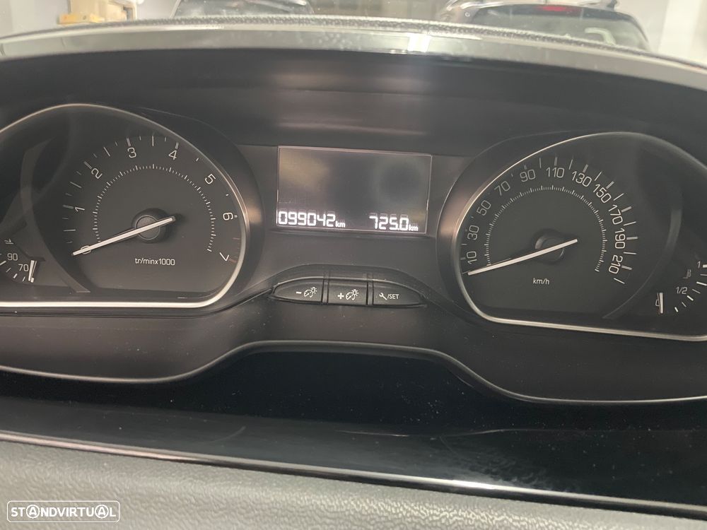 Peugeot 208 PureTech 82 Start & Stop Active - 25