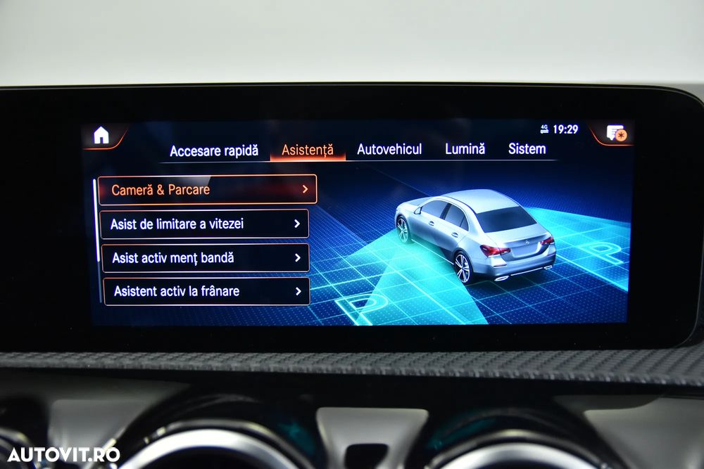 Mercedes-Benz A 250 e 8G-DCT - 21