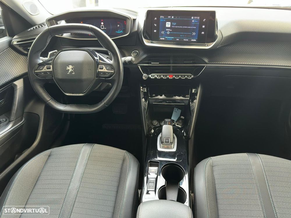 Peugeot 2008 1.2 PureTech Allure EAT6 - 7