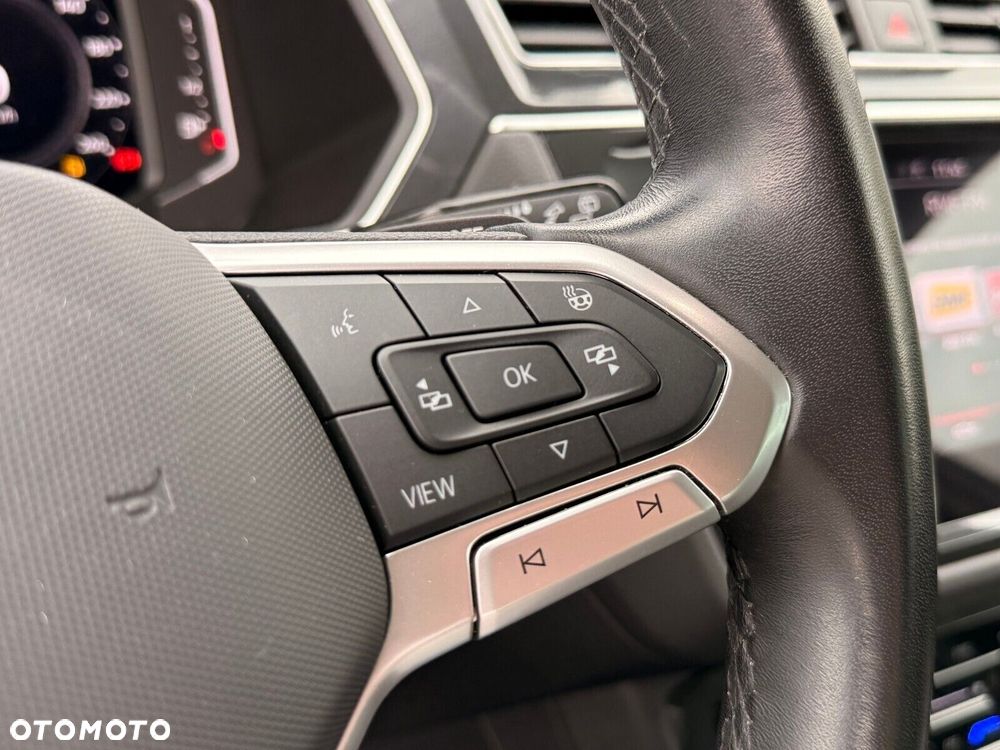 Volkswagen Tiguan - 22