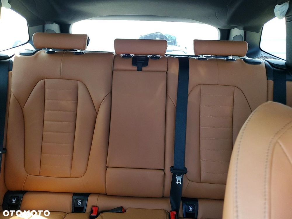 BMW X3 - 11