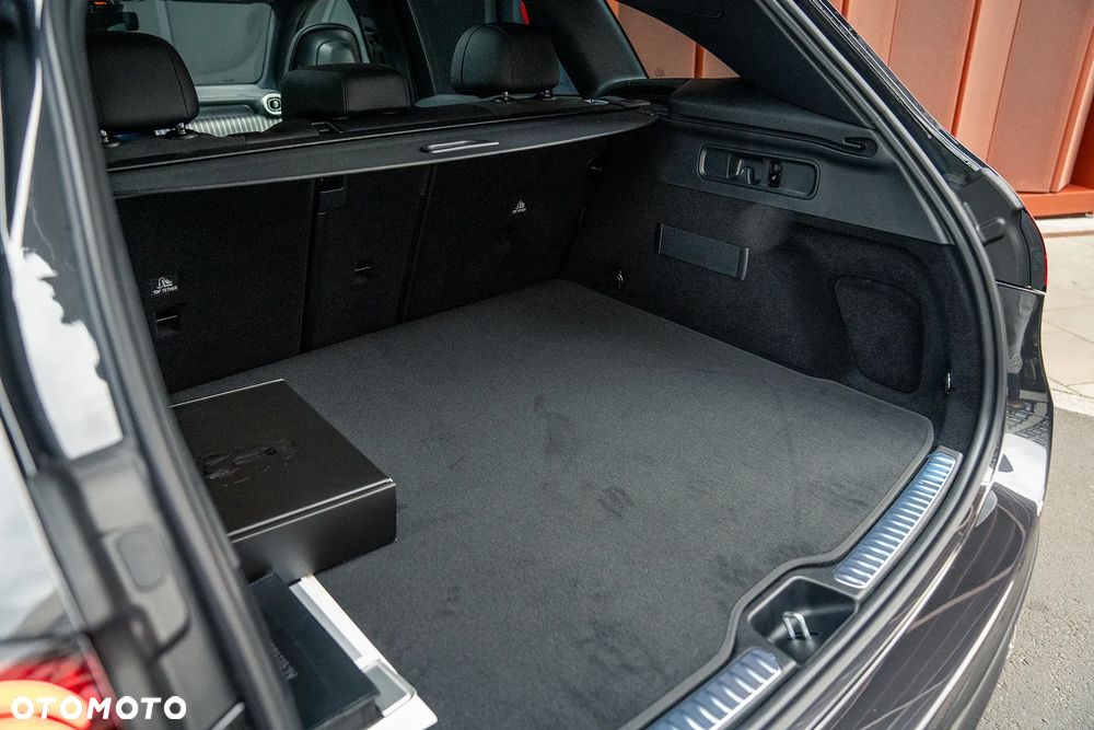Mercedes-Benz GLC 300 mHEV 4-Matic AMG Line - 28