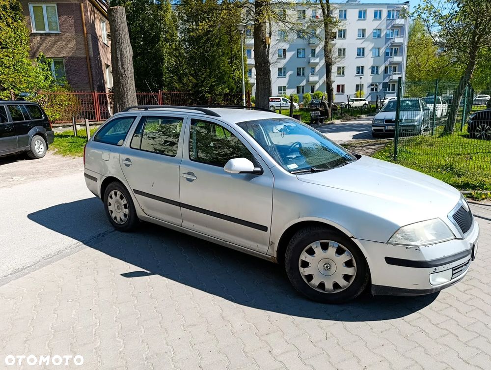 Skoda Octavia 1.9 TDI DPF DSG Ambiente - 1