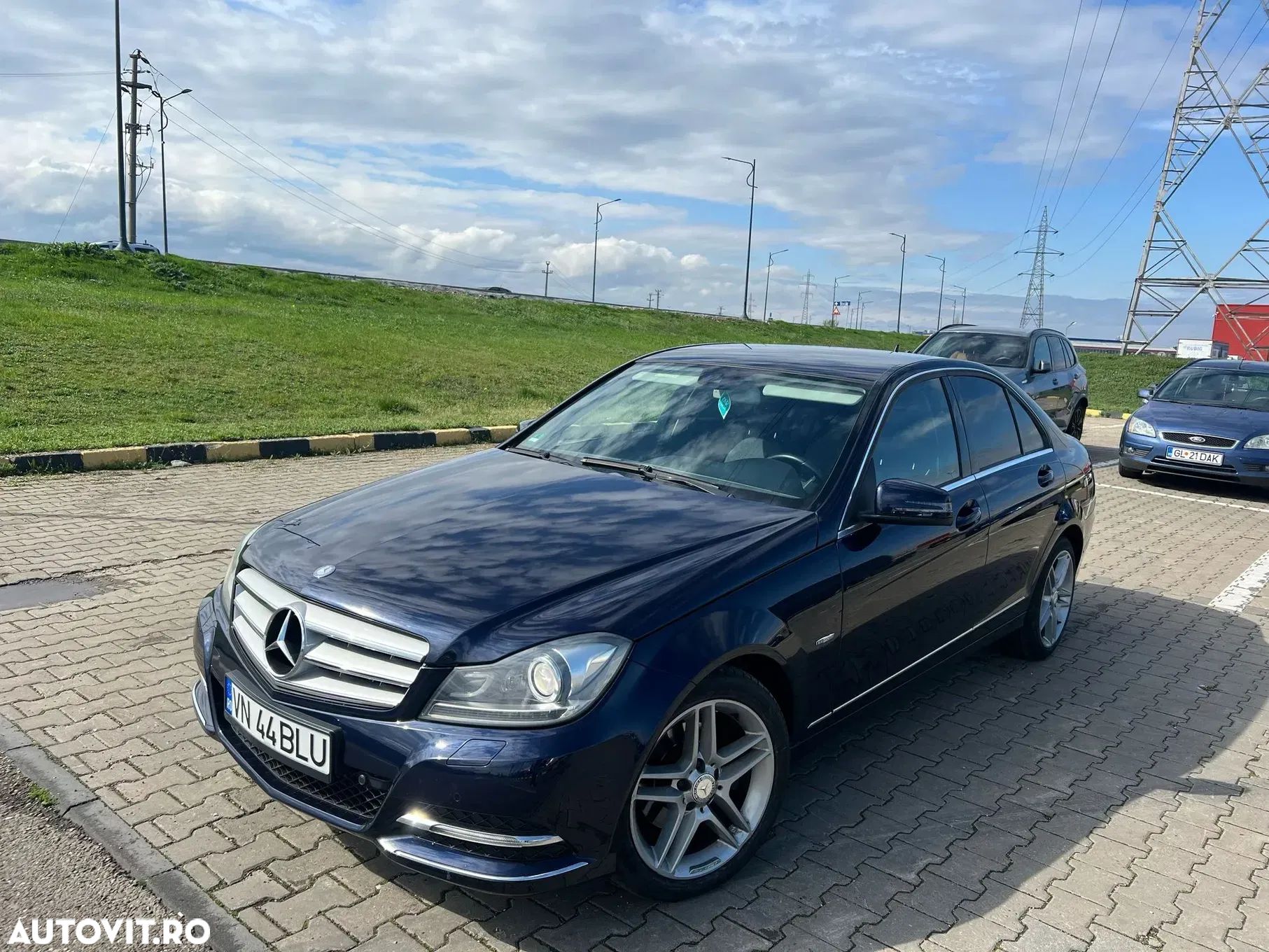 Mercedes-Benz C 200 T (BlueEFFICIENCY) 7G-TRONIC Avantgarde - 1