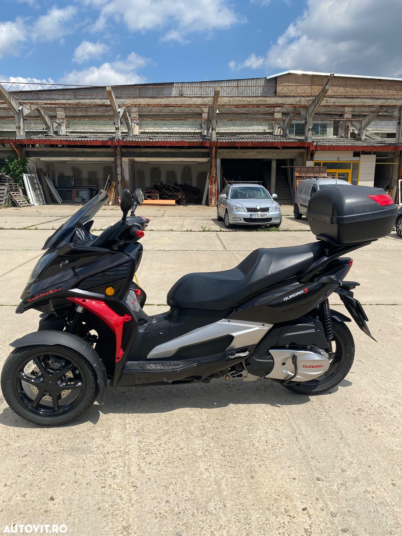 Piaggio MP3 350 Sport - 9