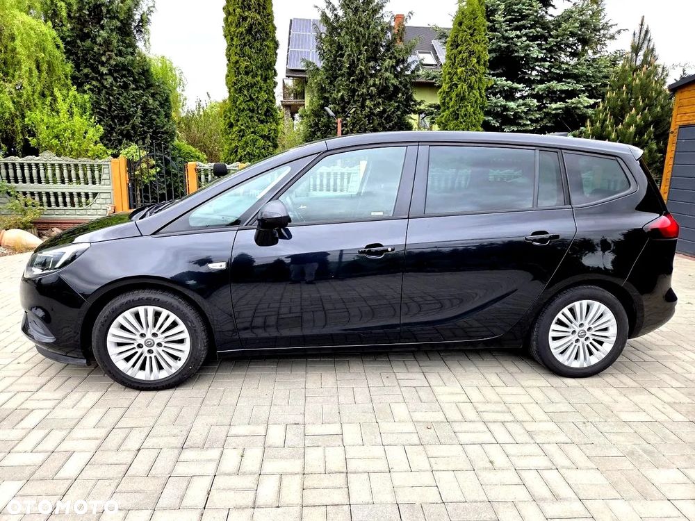 Opel Zafira - 11