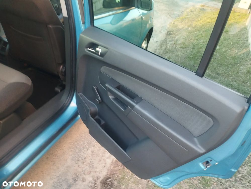 Opel Zafira - 5