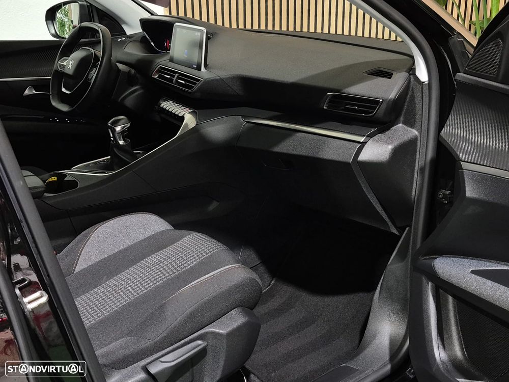 Peugeot 3008 1.5 BlueHDi Active - 29