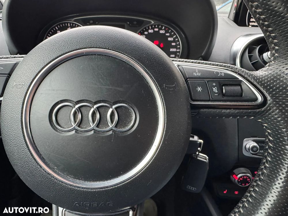 Audi A1 1.0 TFSI ultra Sportback S tronic - 22
