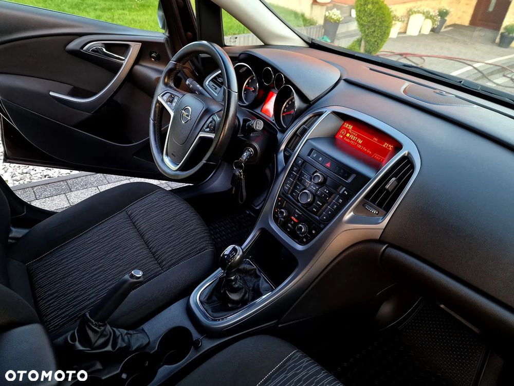 Opel Astra 1.4 T Enjoy S&S - 15