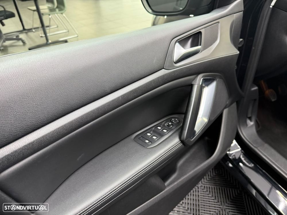 Peugeot 308 SW - 12