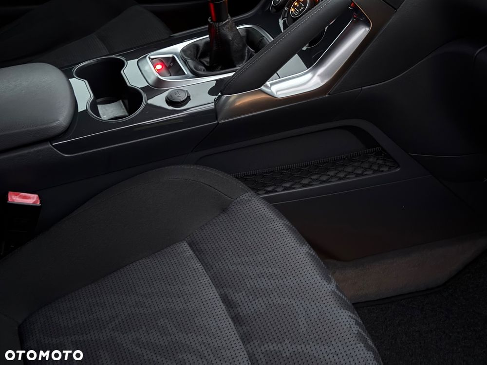 Peugeot 3008 1.6 Style - 33