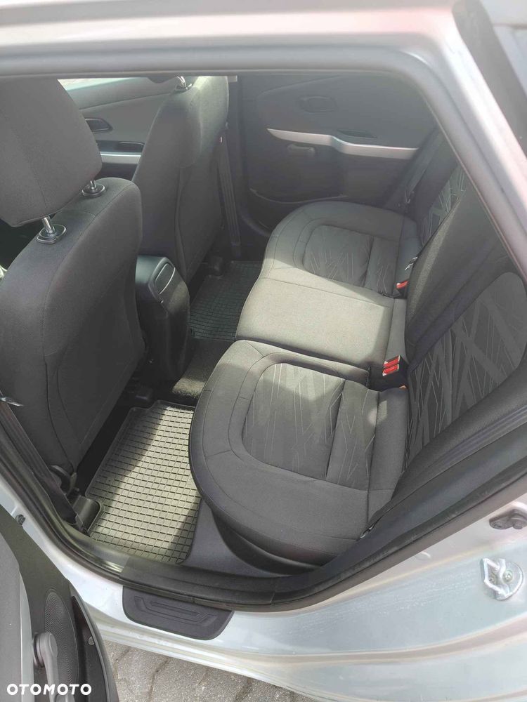 Kia Ceed 1.4 CRDi M - 5