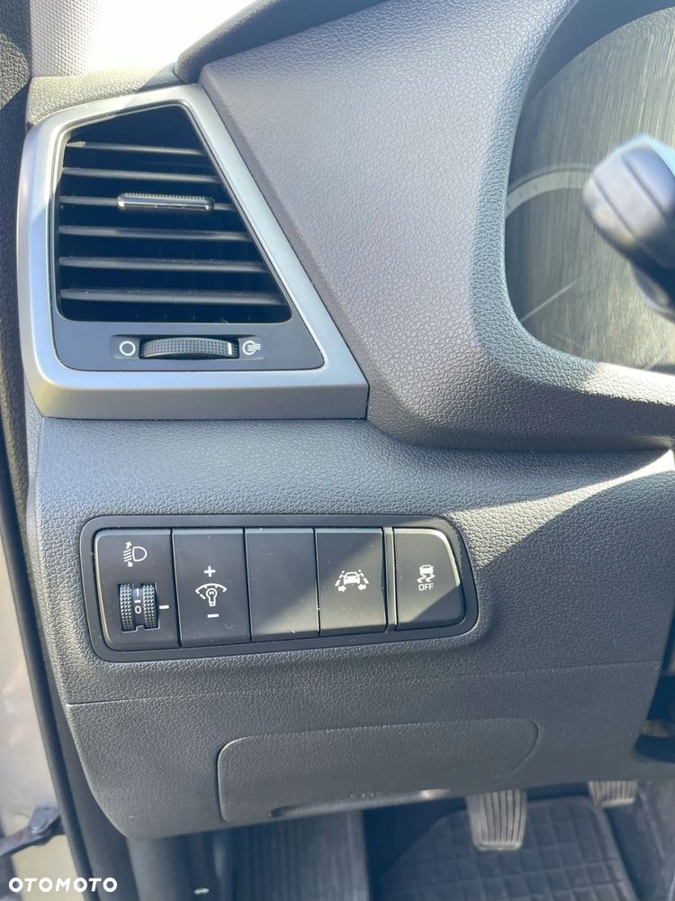 Hyundai Tucson 2.0 CRDi 4WD Style - 12