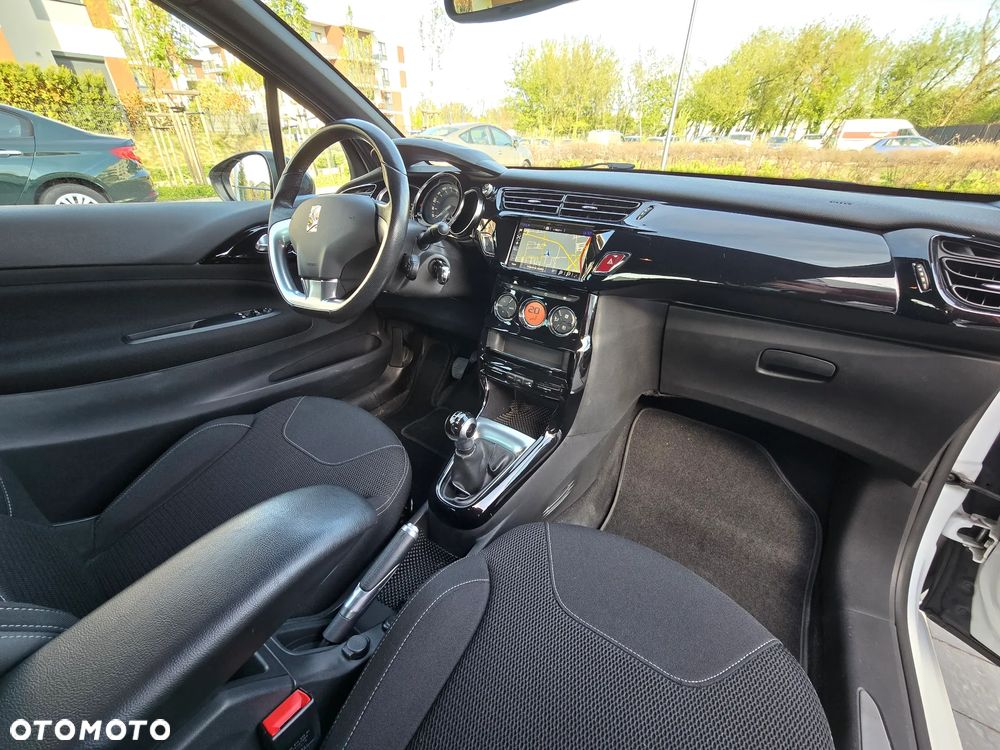 DS Automobiles DS 3 ver-bluehdi-100-sochic - 19
