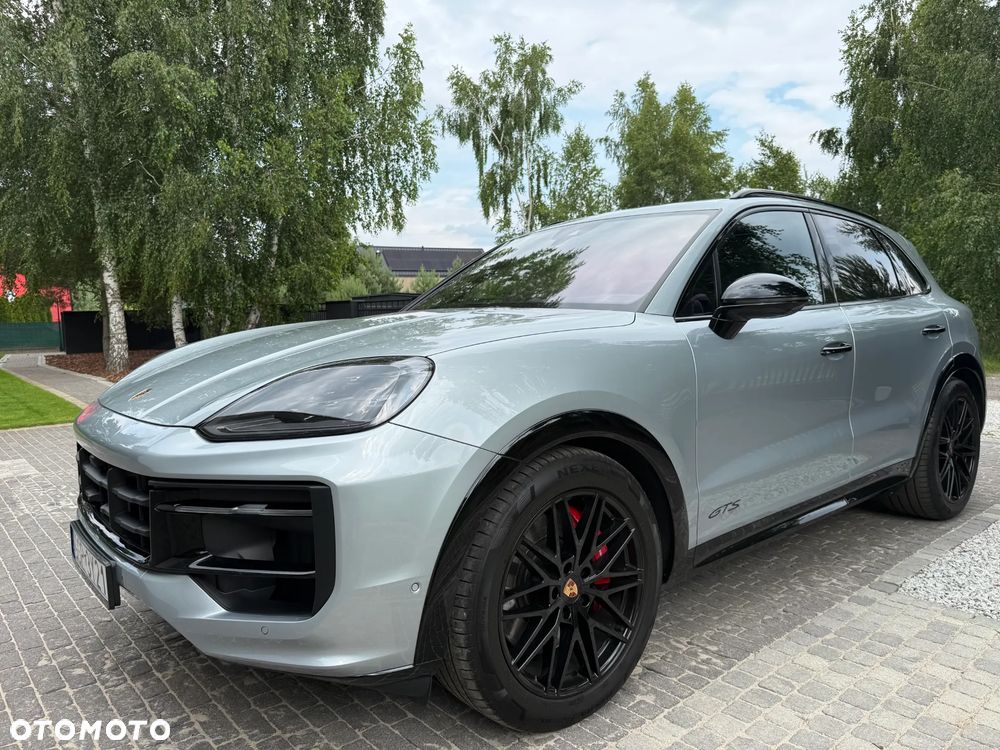 Porsche Cayenne - 2