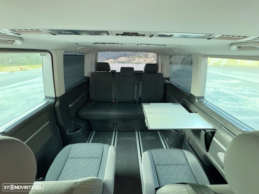 VW Multivan 2.0 TDi 180 Highline BlueMotion - 41