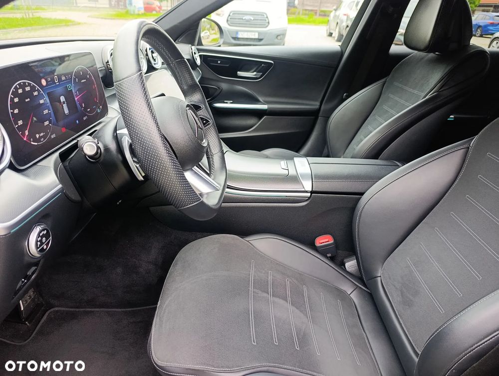 Mercedes-Benz Klasa C 220 d 9G-TRONIC AMG Line - 12