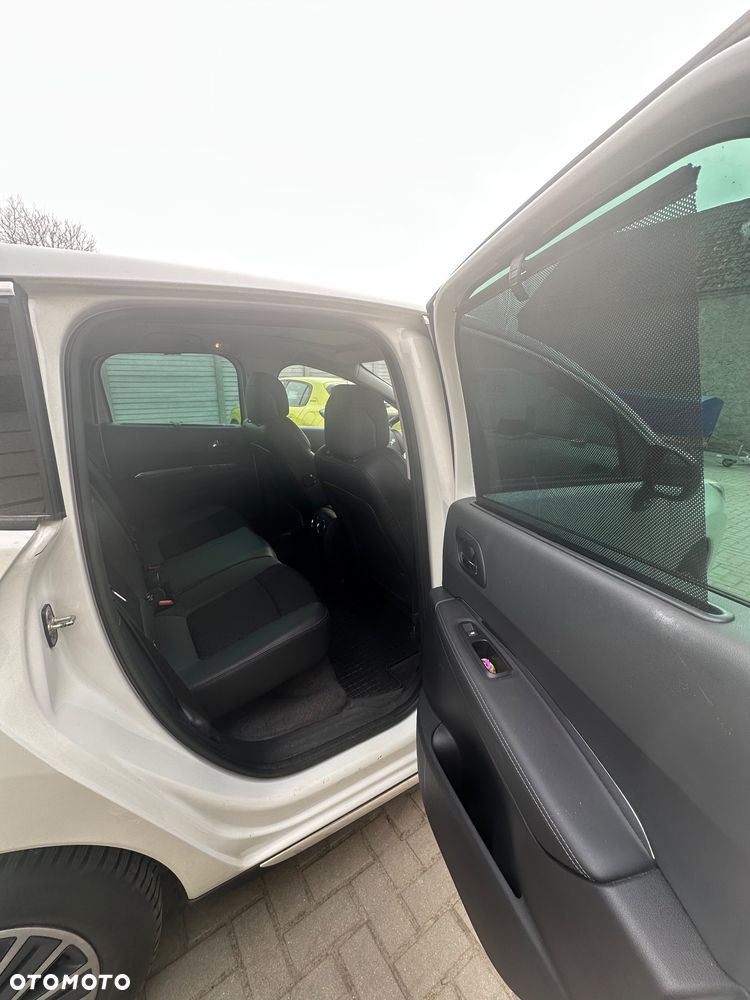 Peugeot 3008 HDi 115 Active - 5