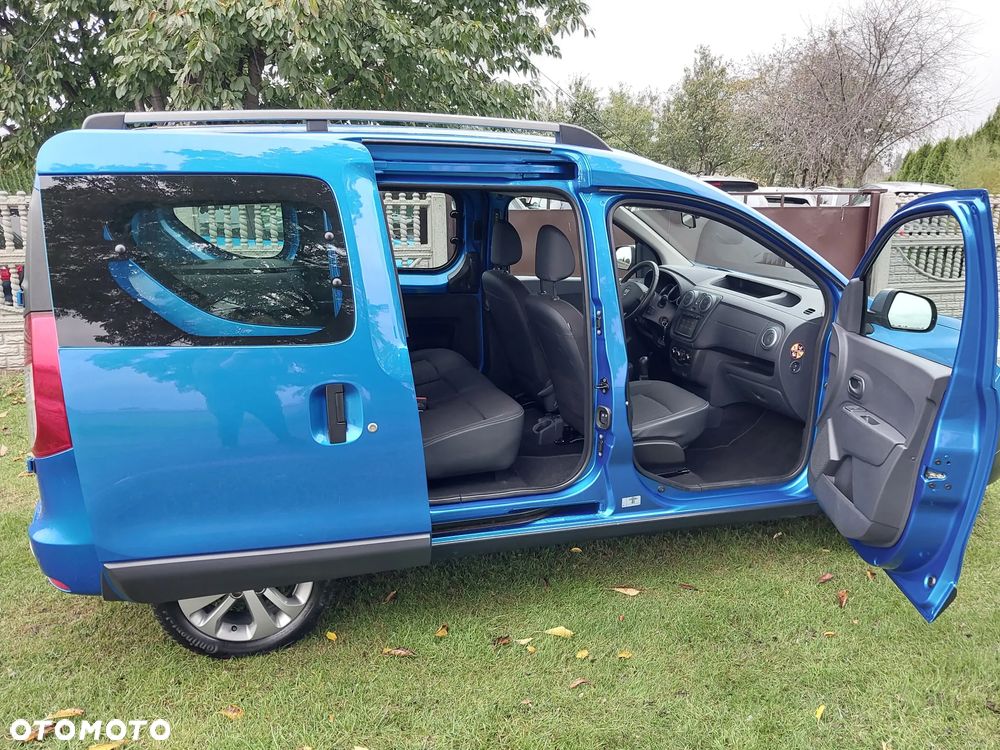 Dacia Dokker TCe 115 Stepway Celebration - 10