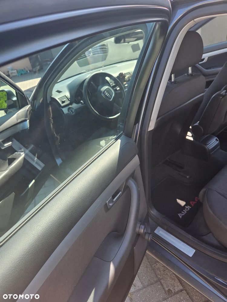 Audi A4 Limousine 2.0 TDI - 13
