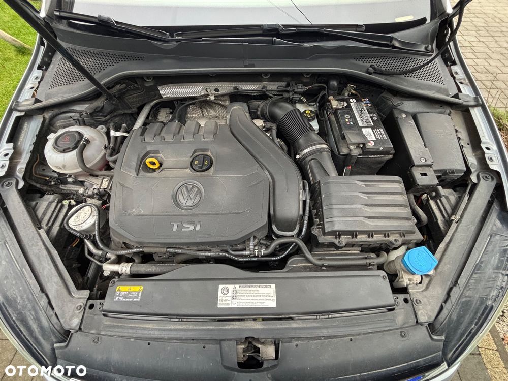 Volkswagen Golf 1.5 TSI BMT Comfortline - 12