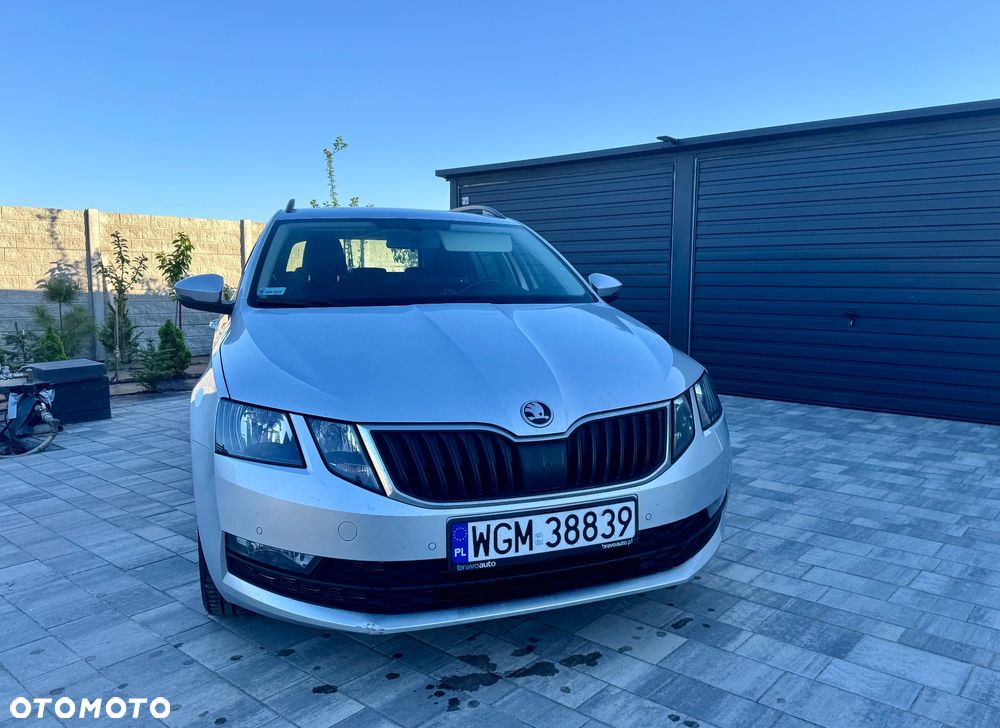 Skoda Octavia 1.6 TDI SCR Ambition - 2
