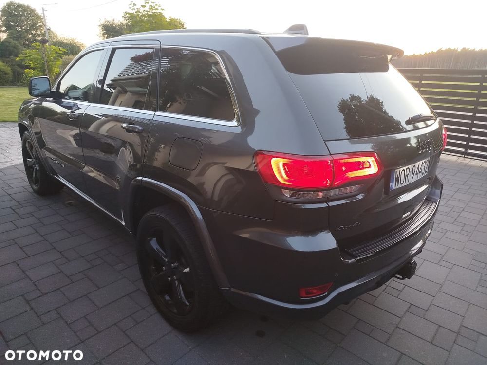 Jeep Grand Cherokee - 10