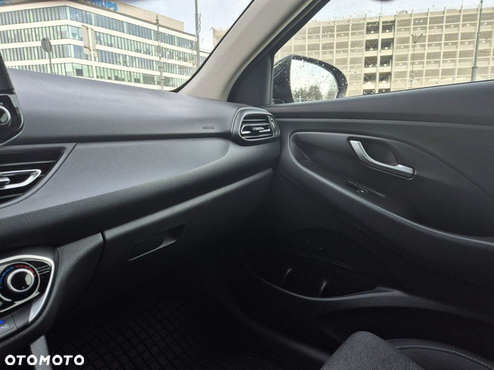 Hyundai i30 1.0 T-GDI Smart - 36