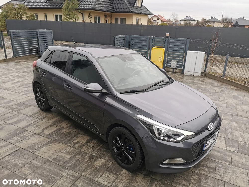 Hyundai i20 blue 1.2 YES Silver - 23