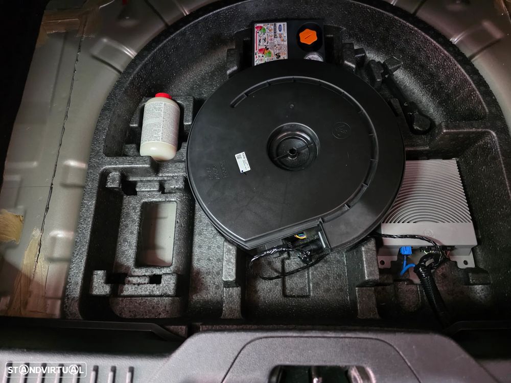 Ford Focus 1.5 TDCi ECOBlue Vignale - 24