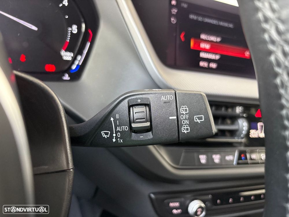 BMW 116 d Pack Desportivo M Auto - 18