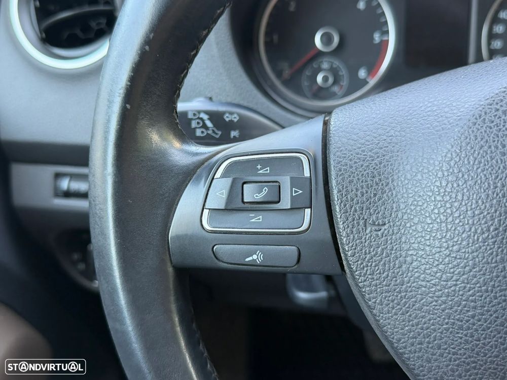 VW Amarok 2.0 BiTDI Auto Highline - 12