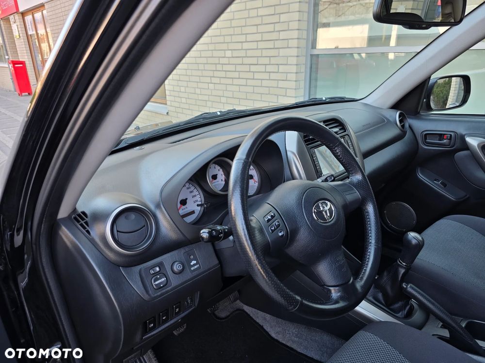 Toyota RAV4 4x4 Executive - 17