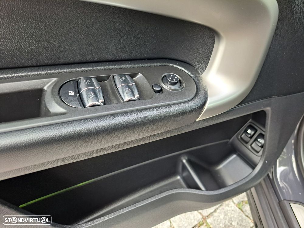 MINI Countryman Cooper SE ALL4 Auto - 4