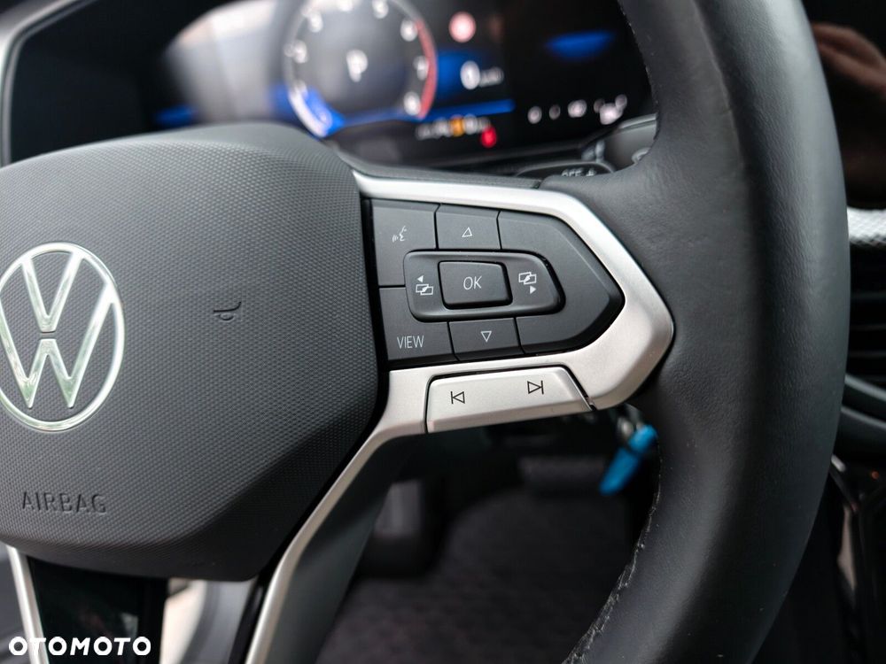 Volkswagen T-Cross - 13