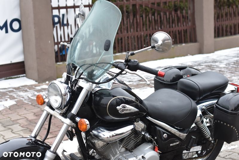 Suzuki Intruder - 21